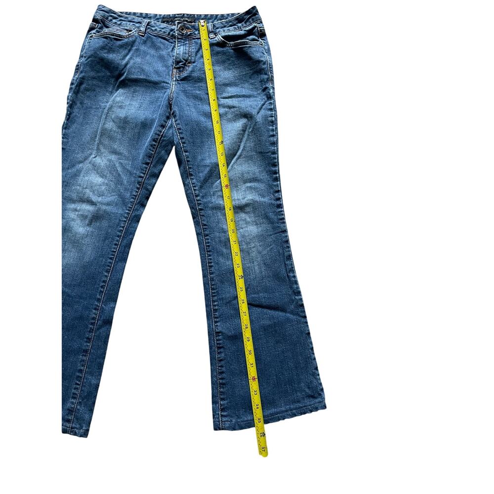 Calvin Klein Women Flare Jeans size 8 Classic Medium Wash Retro Sustainable Fair - Picture 7 of 10